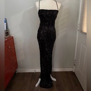 Windsor Black Sequin Thigh-Slit Prom Dress